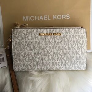 💯% Michael Kors MK Signatute Double Zip Wristlet